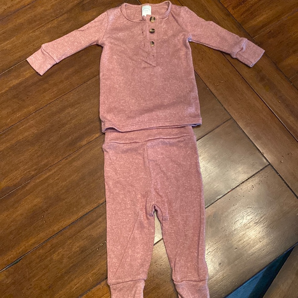 LN Lou Lou & Company top & bottom